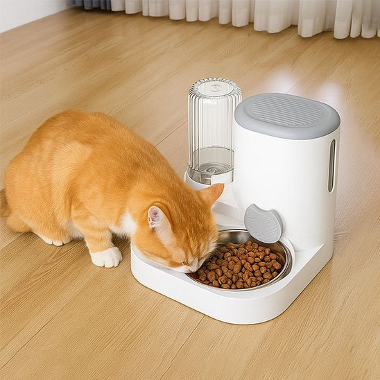 Distributeur de croquettes pour chat | NouriChatâą - Univers Chat Nature